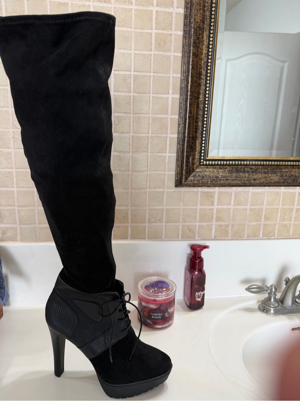 Jennifer Lopez Black Over-the-Knee Lace-Up Platform Boots